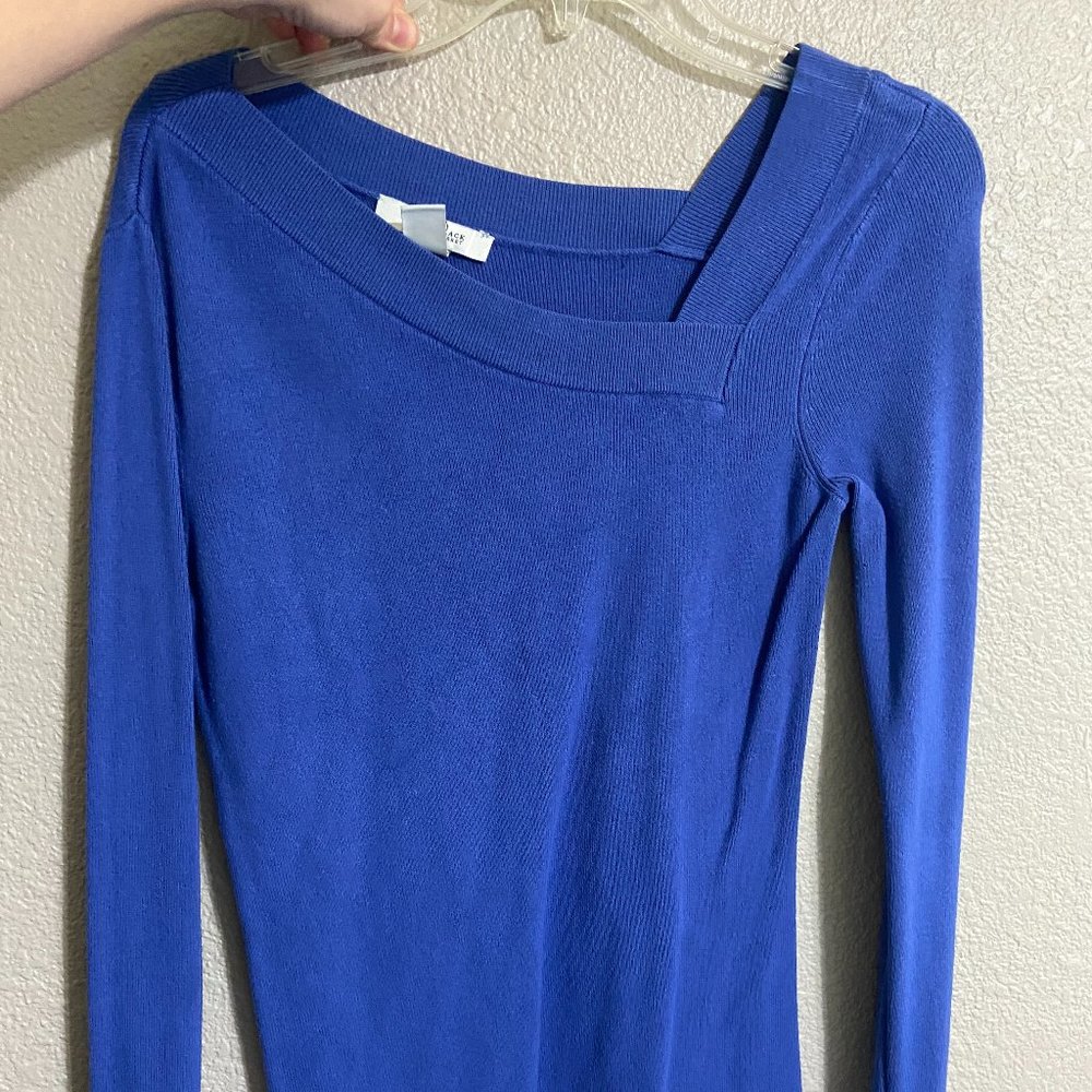 white house black market ribbed blue long sleeve